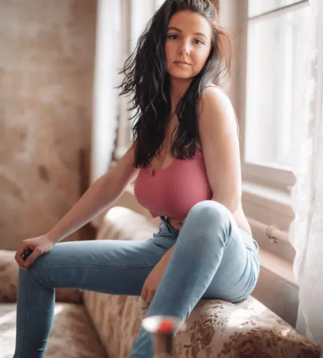 Image 11913660 from Laurine