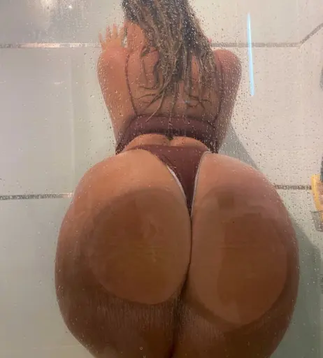 Image 11927659 from DJ Hannah B