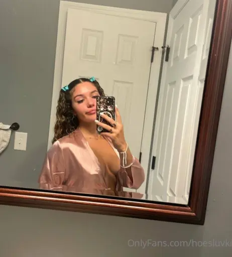 Image 11923923 from Mckinzie Valdez / Mckinzie.valdez1 / hoesluvkinz