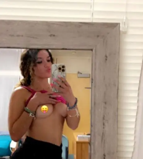 Image 11923942 from Mckinzie Valdez / Mckinzie.valdez1 / hoesluvkinz