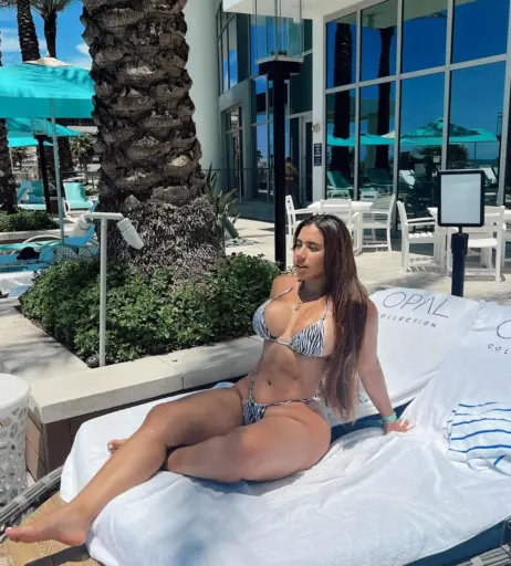 Image 11934323 from __rv99 / rv / romerov / Rashel Valentina