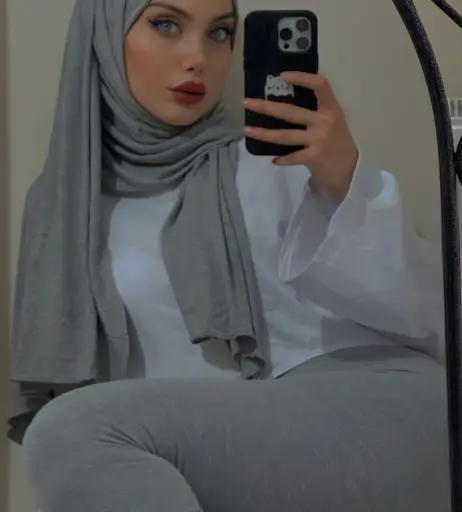 Image 11930543 from sariikubraa / heliosari