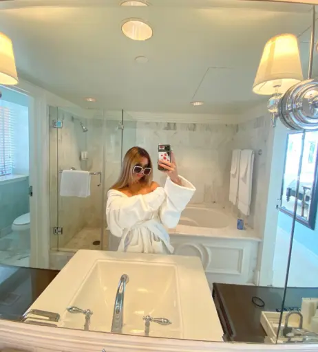 Image 11904962 from Holly Lim