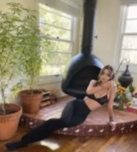 Image 11904133 from Kaile Goh