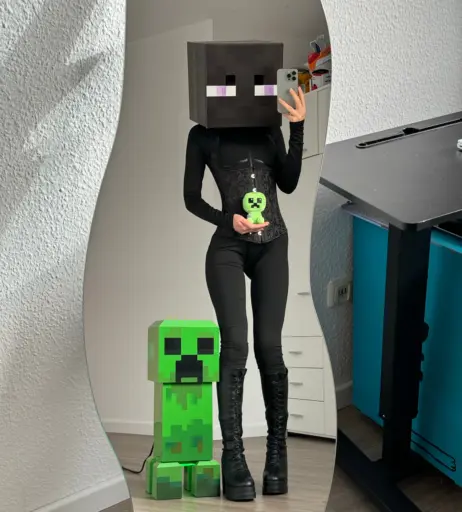 Image 11900599 from Anna Svperdone / Superd0ne