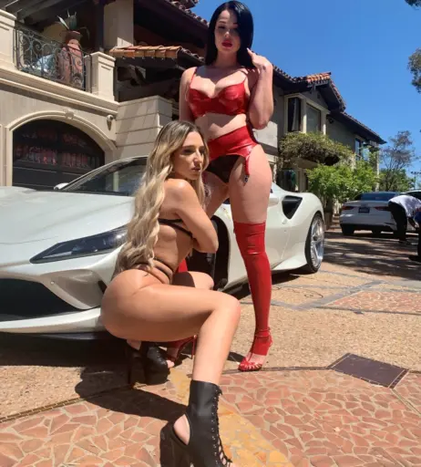 Image 11995325 from Abella Danger / abelladanger