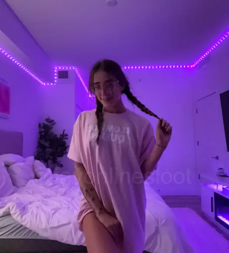 Image 11995297 from Livinia Roberts | urfavonlinesloot