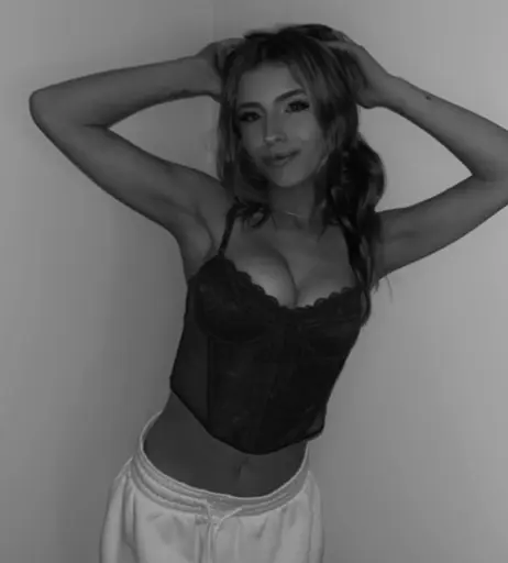 Image 11981175 from Hailey Phillips / haileychechik / haileyphilllips / maybeehailey /