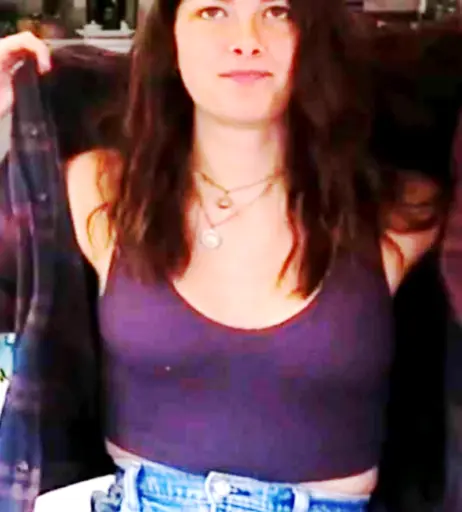 Image 11982049 from Lia Reacts / Lia_Fiore