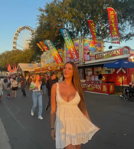 Image 11866870 from Emma Char (emmaa_char)