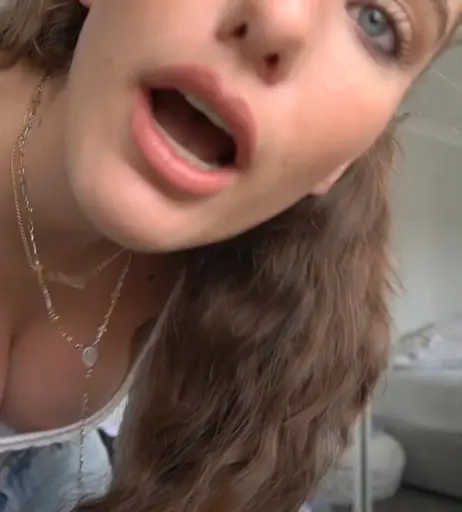 Image 11869015 from LAURA @lauramjj