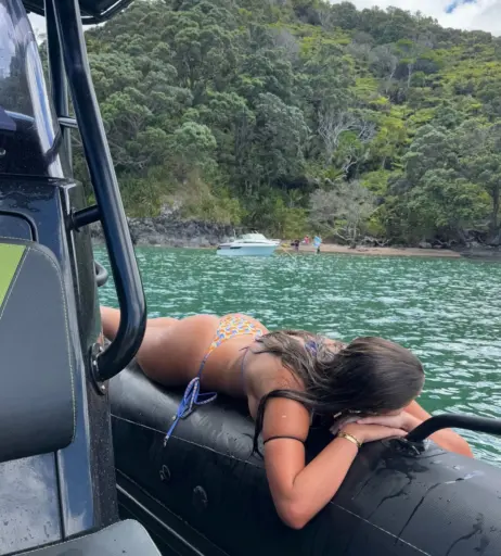 Image 11869036 from LAURA @lauramjj