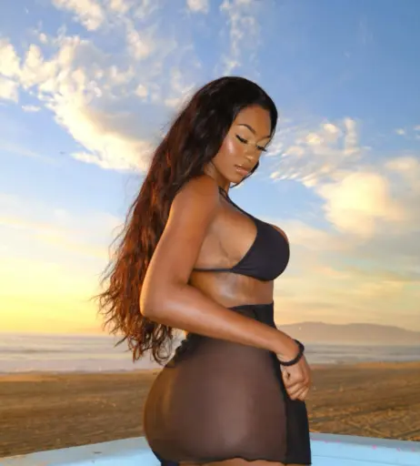 Image 11876081 from Elinda San