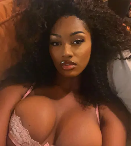 Image 11876048 from Elinda San