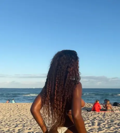 Image 11876071 from Elinda San