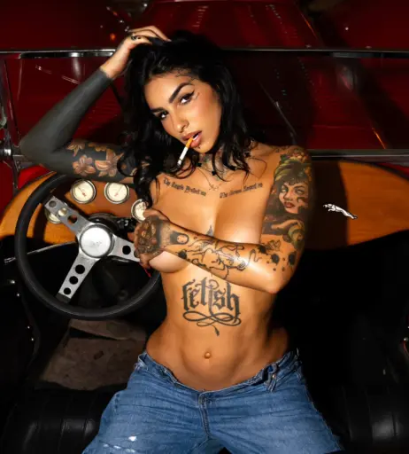 Image 11871683 from Kayla Hatem , therealkaylizzzle, Kaylizzzle