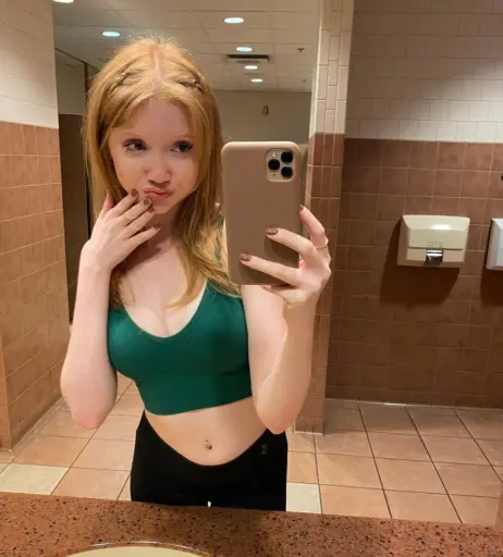 Image 11871643 from Makenna Kelly / Lifewithmak