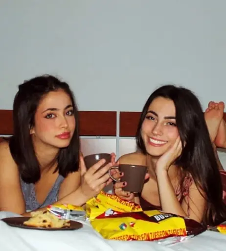 Image 11870494 from Lucrelisa - la.vica_ (twins)