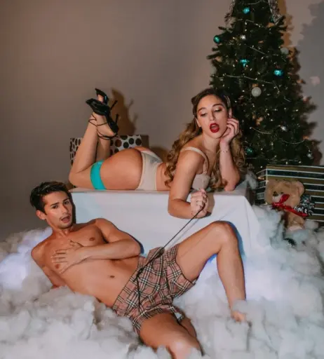Image 1183480 from Abella Danger