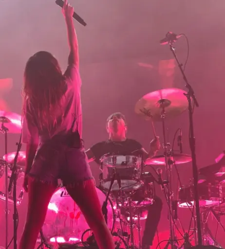 Image 11898629 from Lauren Mayberry (Singer)