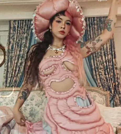 Image 11895287 from Melanie Martinez