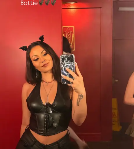 Image 11897150 from Olivia Olson