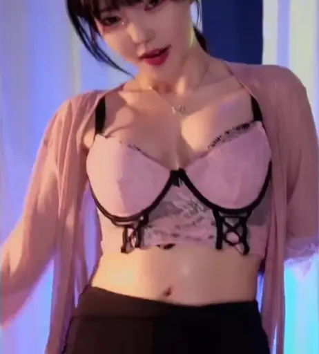 Image 11890683 from yoon_froggy - korean streamer