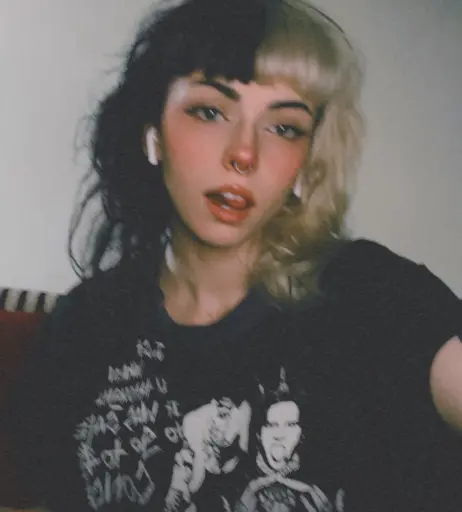 Image 11890312 from Emma Langevin