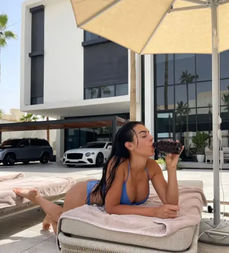 Image 11892539 from Georgina Rodriguez