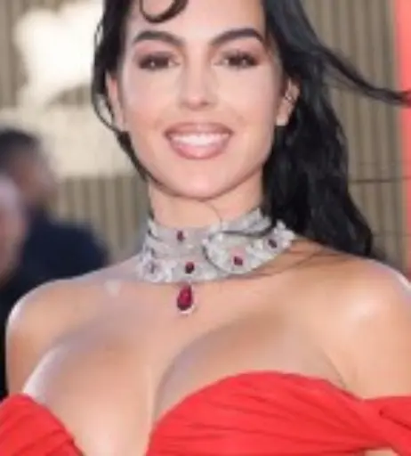 Image 11892563 from Georgina Rodriguez