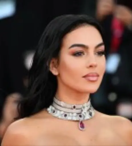 Image 11892554 from Georgina Rodriguez