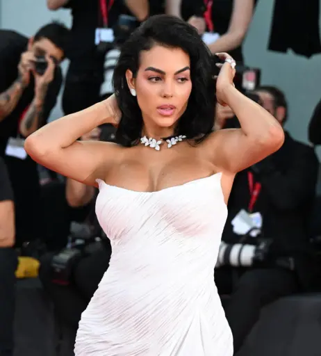 Image 11892579 from Georgina Rodriguez