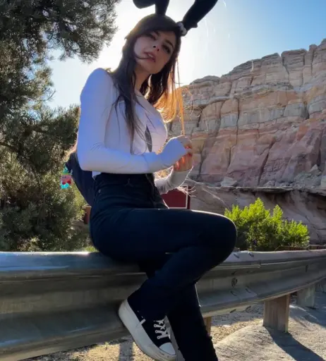 Image 11888043 from ARUUU