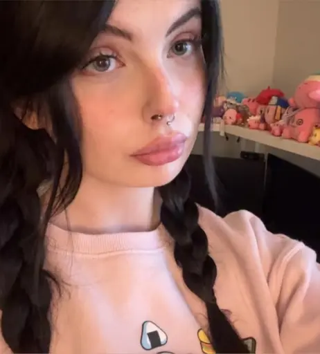 Image 11884597 from Mewstic / PetitePurrincess