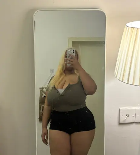 Image 11881880 from fhong_fionax / Chayada Dulyasatien (Busty Thai Model)