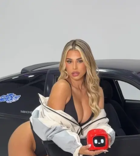 Image 11883842 from Kiara Zarafetas