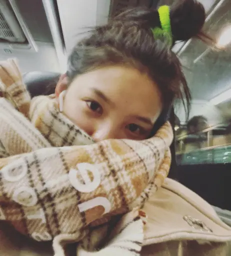 Image 11770160 from Zhang Ruonan  章若楠