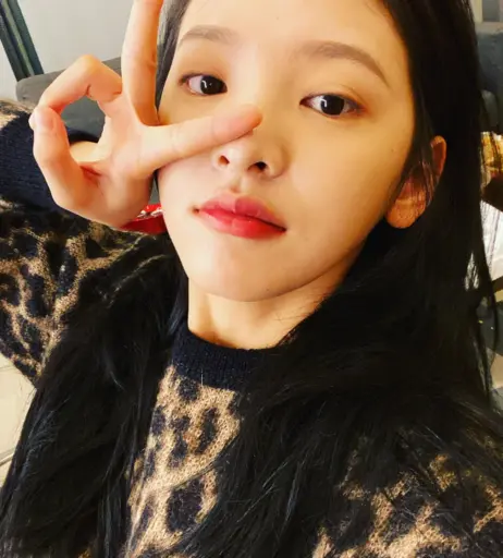 Image 11770154 from Zhang Ruonan  章若楠