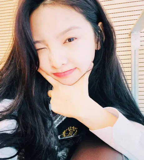 Image 11770158 from Zhang Ruonan  章若楠