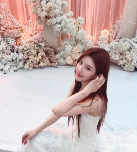 Image 11770252 from Zhao Lusi 赵露思