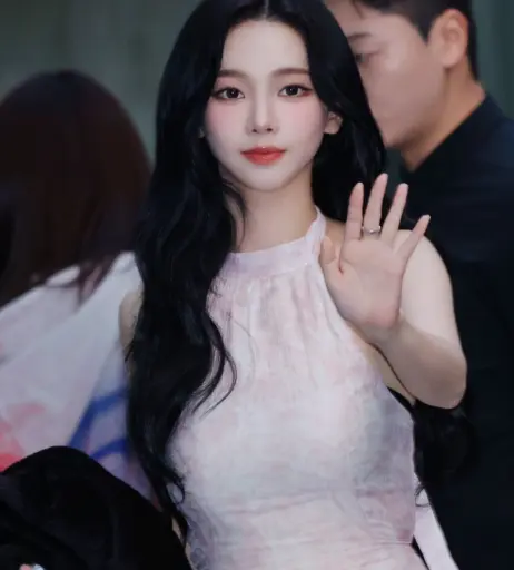 Image 11555175 from Karina (æspa / aespa)