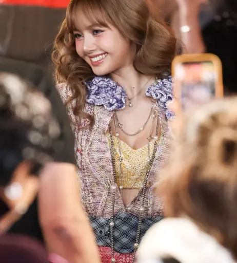 Image 11555218 from Lisa | BLΛƆKPIИK (Blackpink)