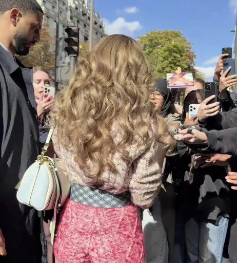 Image 11555262 from Lisa | BLΛƆKPIИK (Blackpink)