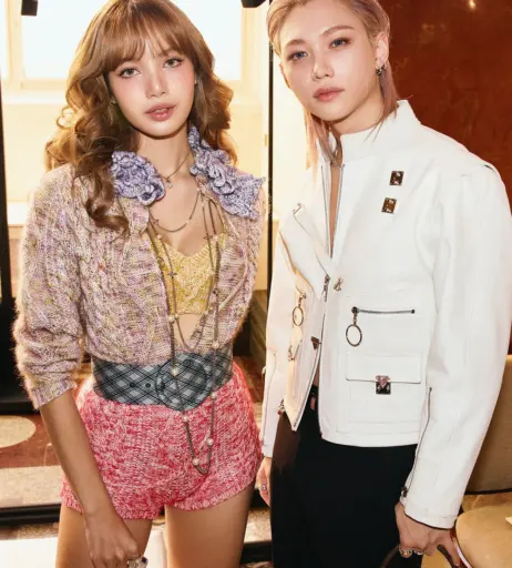 Image 11555254 from Lisa | BLΛƆKPIИK (Blackpink)