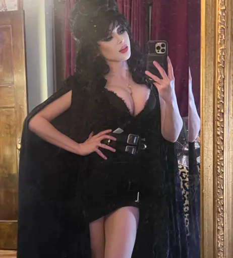 Image 11557410 from Renee Olstead / xoreneeo