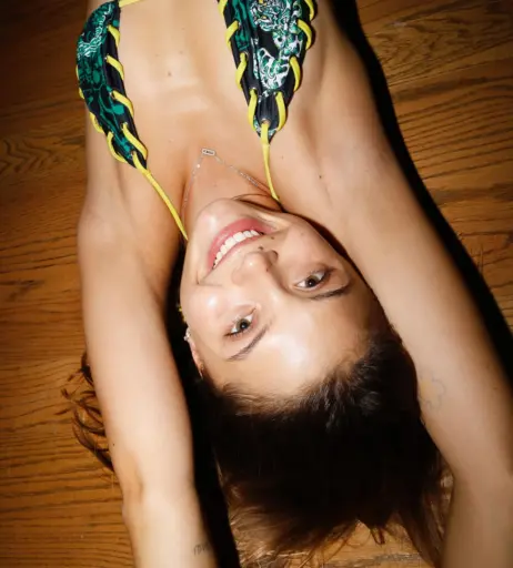 Image 11553707 from Dasha Komarova / Darya Komarova / Odarka Komarova