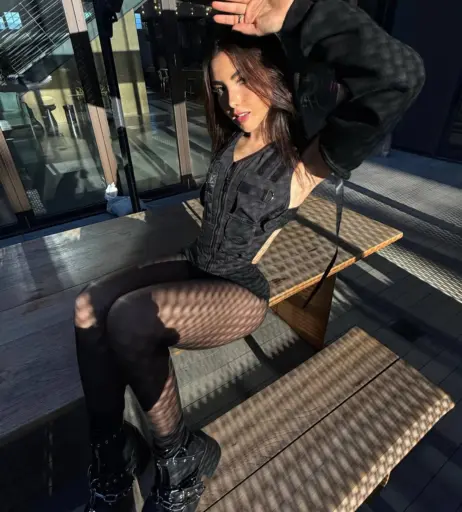 Image 11510954 from Andrea Botez (leaks = ban)