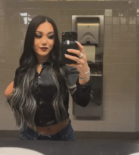 Image 11532490 from Roxanne Perez/Rok-C - WWE NXT