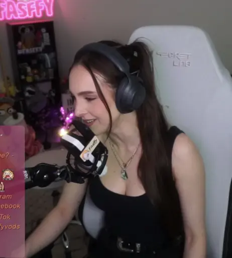 Image 11532156 from Fasffy