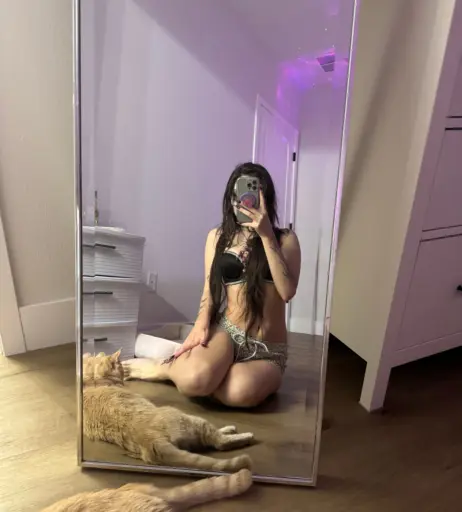 Image 11539618 from beebee ASMR